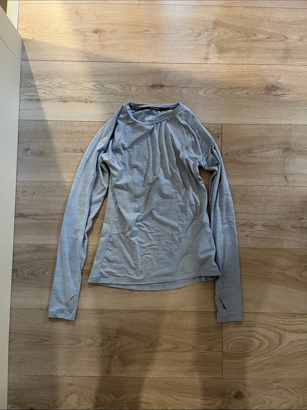 Women’s Long-Sleeve Performance Top - Light Gray